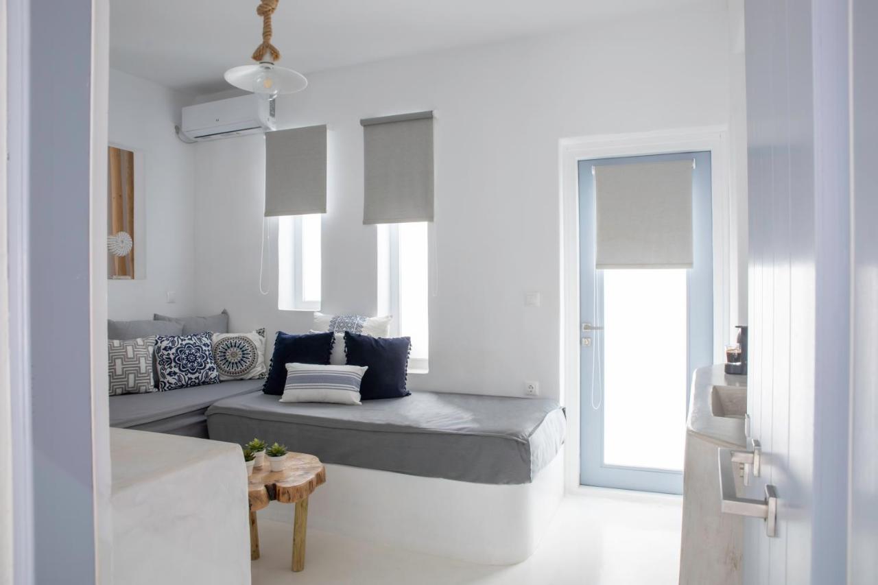 8 Keys Residence Науса Екстериор снимка